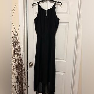 Black High/Low Dress 🖤